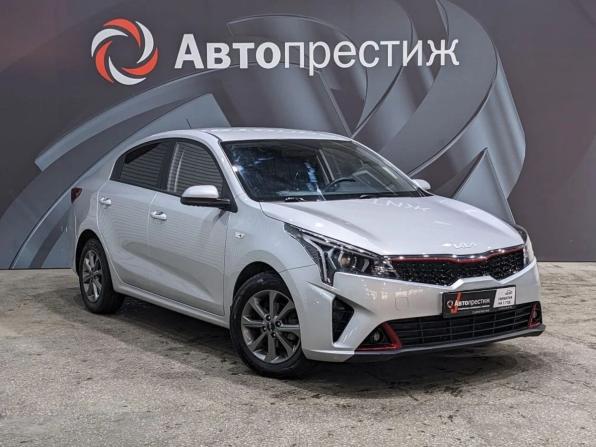 Kia Rio IV Рестайлинг с пробегом 2022 года, цена 1 765 000 рублей, 52000 км, седан, Автокод Объявления