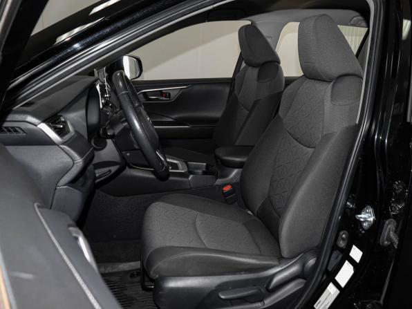 Toyota RAV4 V (XA50) с пробегом 2021 года, цена 3 379 000 рублей, 78427 км, внедорожник, Автокод Объявления