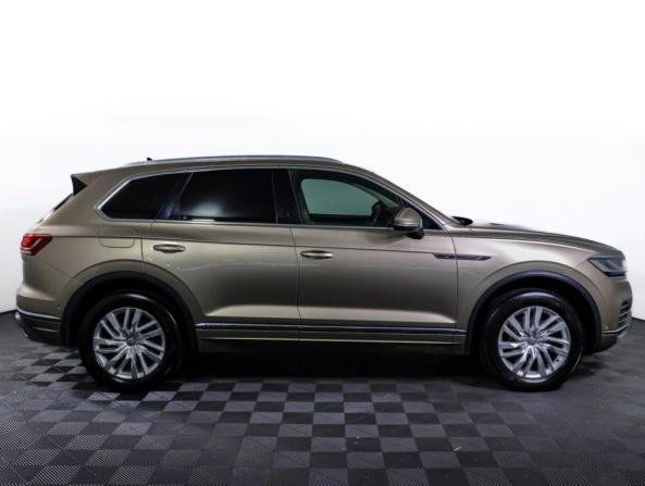 Volkswagen Touareg III с пробегом 2018 года, цена 3 850 000 рублей, 149000 км, внедорожник, Автокод Объявления