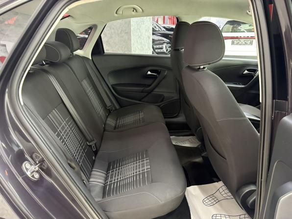 Volkswagen Polo V с пробегом 2015 года, цена 965 000 рублей, 137102 км, седан, Автокод Объявления