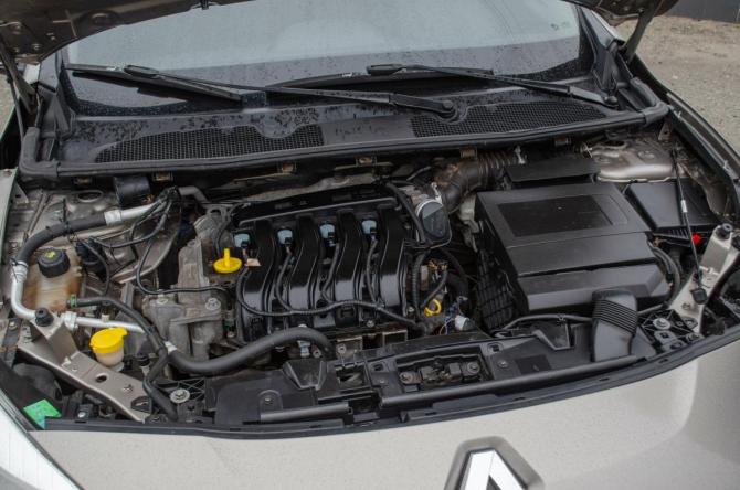 Renault Fluence I с пробегом 2012 года, цена 624 000 рублей, 222000 км, седан, Автокод Объявления