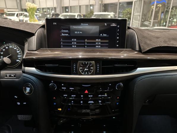 Lexus LX III Рестайлинг 2 с пробегом 2020 года, цена 12 990 000 рублей, 27910 км, внедорожник, Автокод Объявления
