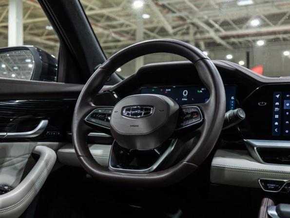 Geely Monjaro I с пробегом 2023 года, цена 3 269 700 рублей, 23604 км, внедорожник, Автокод Объявления