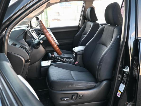 Toyota Land Cruiser Prado 150 Series Рестайлинг 2 с пробегом 2018 года, цена 6 679 000 рублей, 189791 км, внедорожник, Автокод Объявления