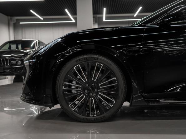 Lynk &amp; Co 10 с пробегом 2026 года, цена 6 000 000 рублей, 3910 км, седан, Автокод Объявления