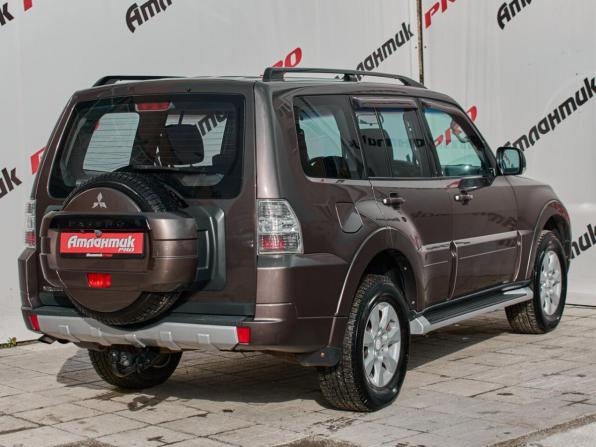 Mitsubishi Pajero IV Рестайлинг 1 с пробегом 2012 года, цена 2 267 000 рублей, 179176 км, внедорожник, Автокод Объявления