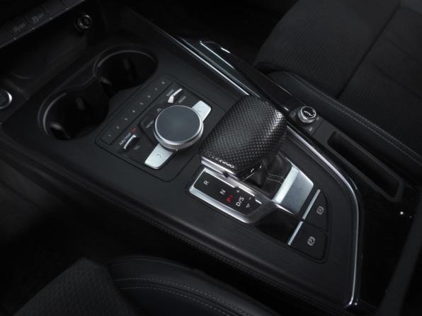 Audi A4 V (B9) с пробегом 2019 года, цена 2 270 000 рублей, 168697 км, универсал, Автокод Объявления