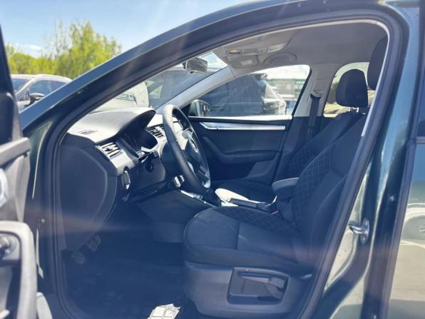 Skoda Octavia III (A7) Рестайлинг с пробегом 2020 года, цена 1 830 000 рублей, 100915 км, лифтбек, Автокод Объявления