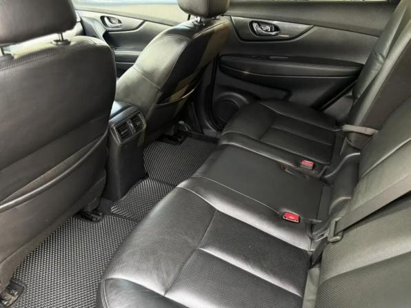 Nissan X-Trail III с пробегом 2017 года, цена 1 879 000 рублей, 180097 км, внедорожник, Автокод Объявления