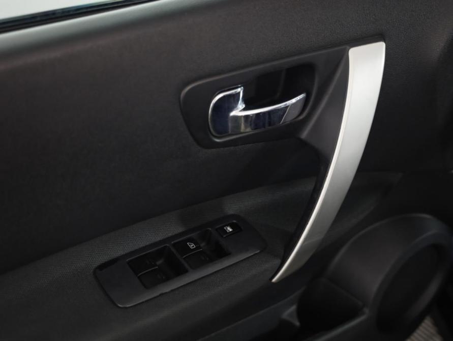 Nissan Qashqai I Рестайлинг Санкт-Петербург  - изображение 18