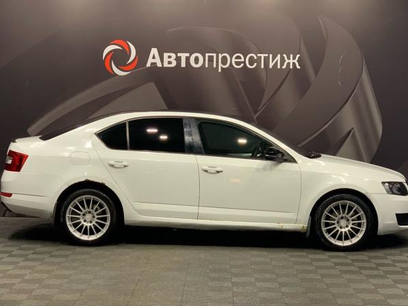 Skoda Octavia III (A7) с пробегом 2016 года, цена 915 000 рублей, 285508 км, лифтбек, Автокод Объявления