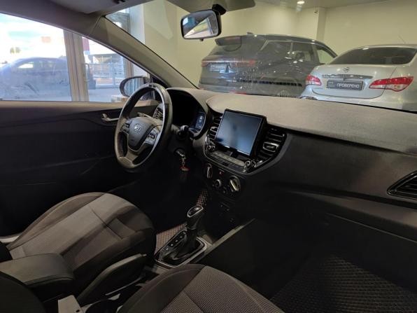 Hyundai Solaris II Рестайлинг с пробегом 2021 года, цена 1 595 000 рублей, 78789 км, седан, Автокод Объявления