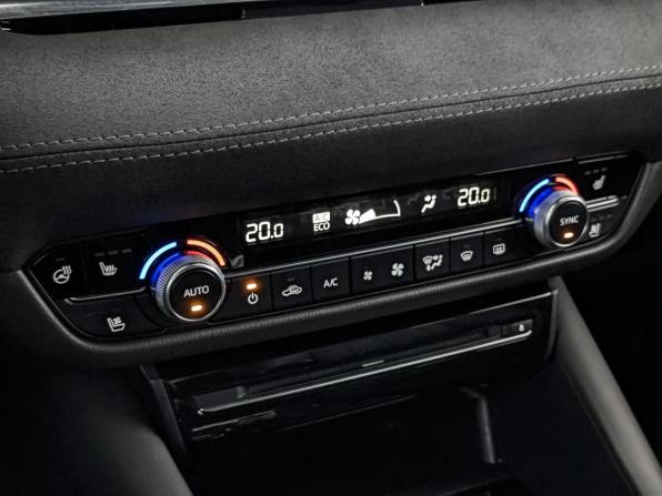Mazda 6 III (GJ) Рестайлинг 2 с пробегом 2020 года, цена 2 550 000 рублей, 92423 км, седан, Автокод Объявления