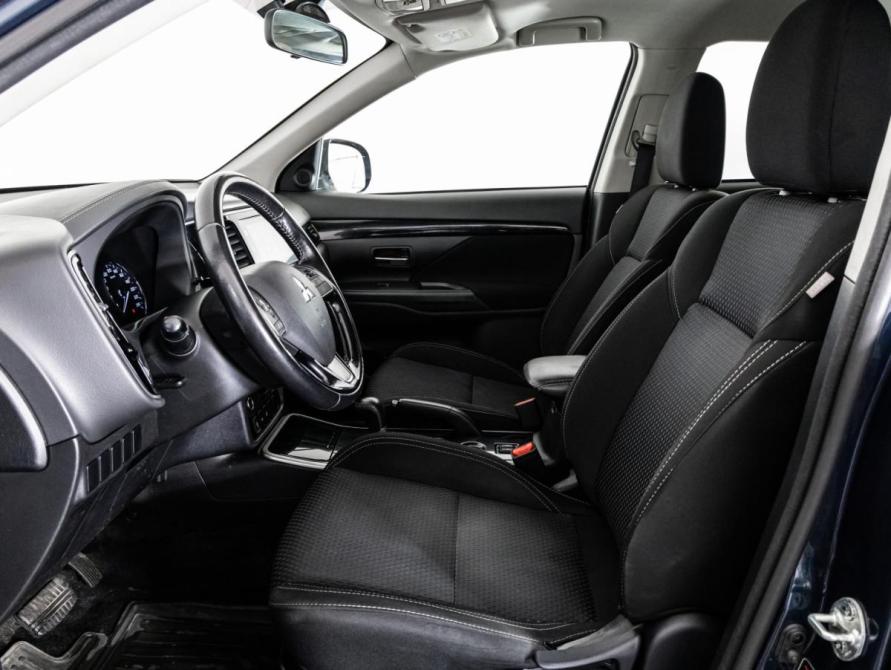Mitsubishi Outlander III Рестайлинг 3 Санкт-Петербург  - изображение 15