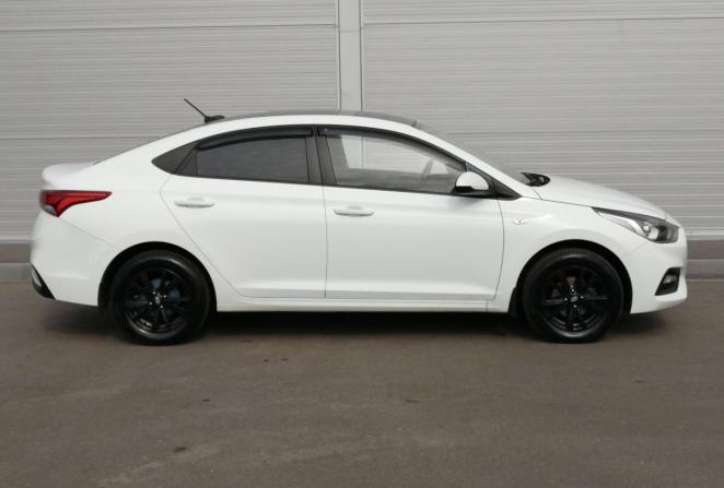 Hyundai Solaris II с пробегом 2020 года, цена 1 427 000 рублей, 115000 км, седан, Автокод Объявления