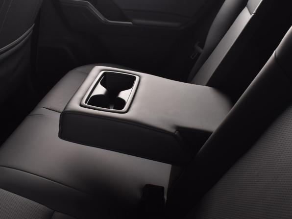 Toyota RAV4 VI (XA60) с пробегом 2025 года, цена 4 219 995 рублей, 27 км, внедорожник, Автокод Объявления