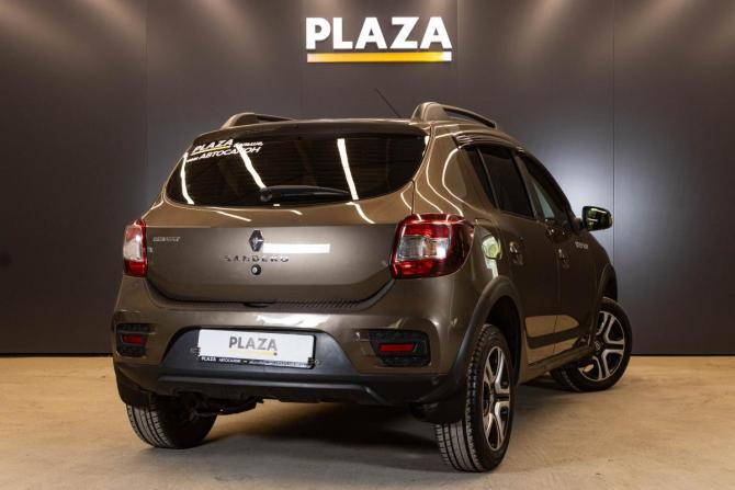 Renault Sandero II Рестайлинг с пробегом 2019 года, цена 1 349 000 рублей, 53124 км, хэтчбек, Автокод Объявления