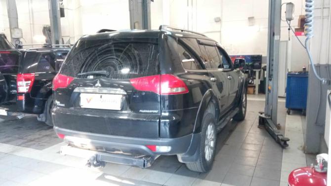 Mitsubishi Pajero Sport II Рестайлинг с пробегом 2014 года, цена 1 499 000 рублей, 146828 км, внедорожник, Автокод Объявления