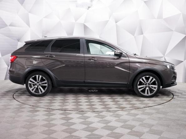 Lada (ВАЗ) Vesta I с пробегом 2021 года, цена 1 120 000 рублей, 177000 км, универсал, Автокод Объявления