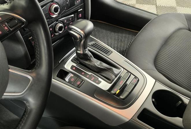 Audi A4 IV (B8) Рестайлинг с пробегом 2013 года, цена 1 300 000 рублей, 147529 км, седан, Автокод Объявления