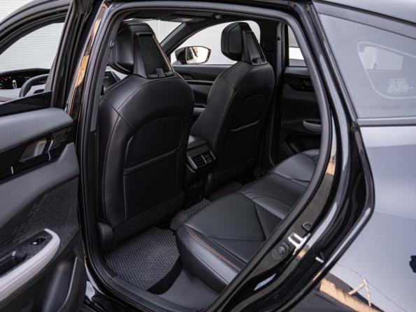 Changan UNI-V I с пробегом 2023 года, цена 2 250 000 рублей, 38499 км, лифтбек, Автокод Объявления
