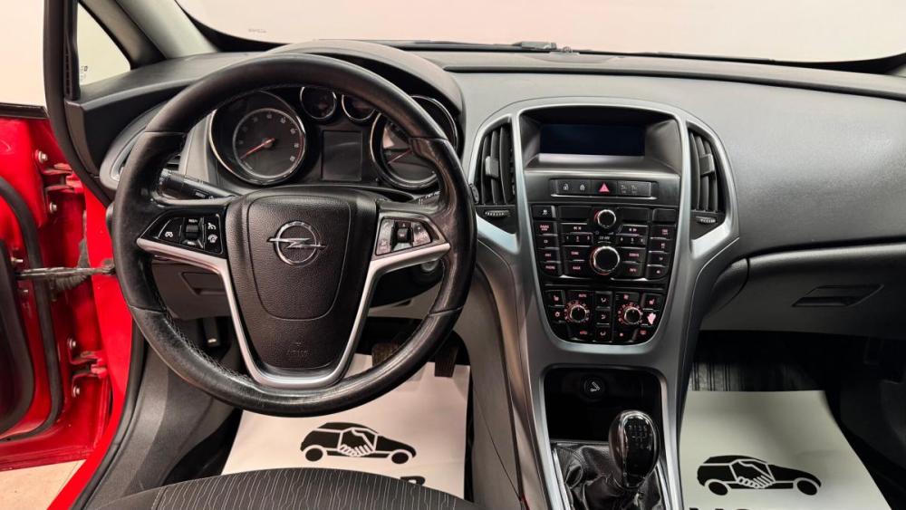 Opel Astra J Рестайлинг Киров  - изображение 10
