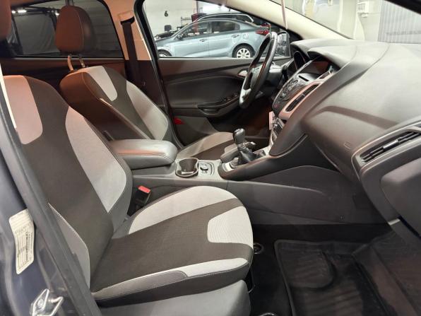 Ford Focus III с пробегом 2013 года, цена 897 000 рублей, 146335 км, седан, Автокод Объявления