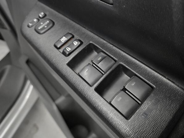 Toyota Noah II (R70) с пробегом 2009 года, цена 1 120 000 рублей, 176600 км, минивэн, Автокод Объявления