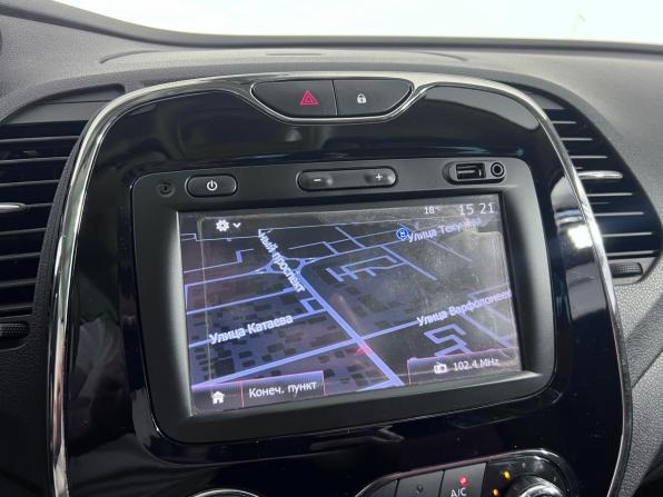 Renault Kaptur I с пробегом 2018 года, цена 1 354 000 рублей, 97513 км, внедорожник, Автокод Объявления