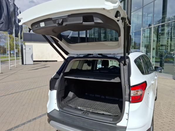 Ford Kuga II Рестайлинг с пробегом 2018 года, цена 1 700 000 рублей, 148992 км, внедорожник, Автокод Объявления