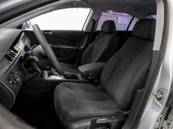 Volkswagen Passat B6 с пробегом 2007 года, цена 650 000 рублей, 276302 км, седан, Автокод Объявления