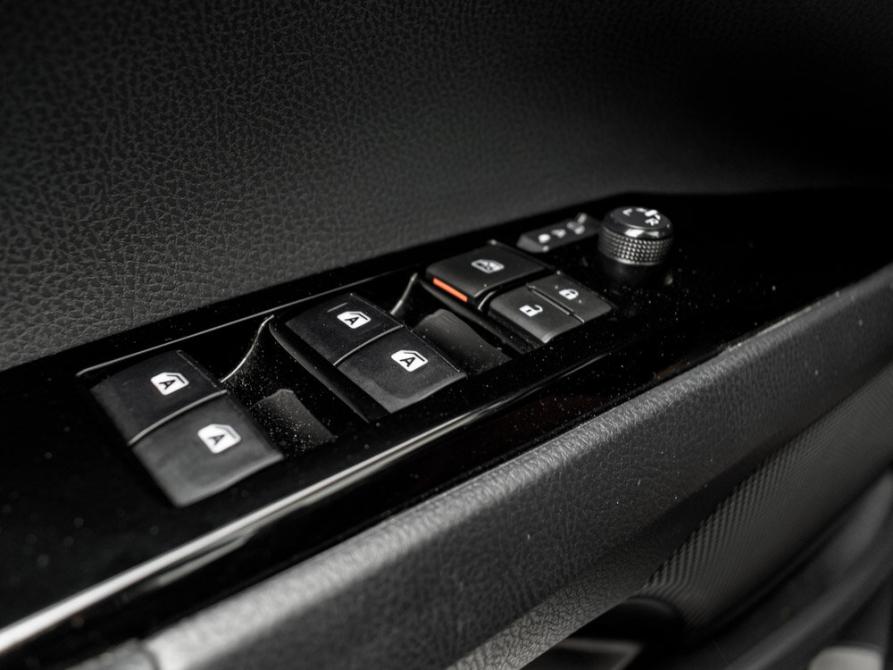 Toyota Camry VIII (XV70) Екатеринбург  - изображение 24