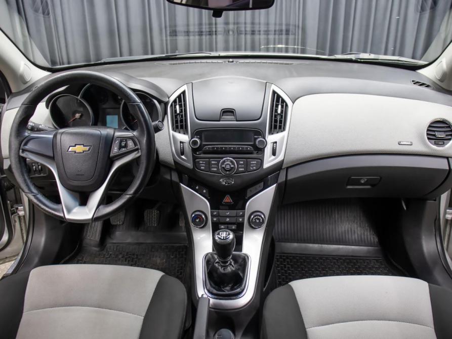 Chevrolet Cruze I Рестайлинг Москва  - изображение 14