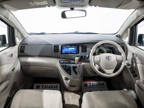 Toyota ISis I Рестайлинг с пробегом 2014 года, цена 1 130 500 рублей, 134820 км, компактвэн, Автокод Объявления