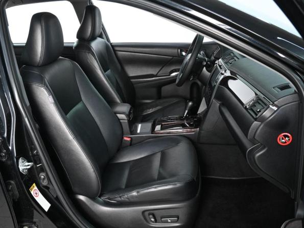 Toyota Camry VII (XV50) Рестайлинг с пробегом 2015 года, цена 1 759 000 рублей, 177599 км, седан, Автокод Объявления