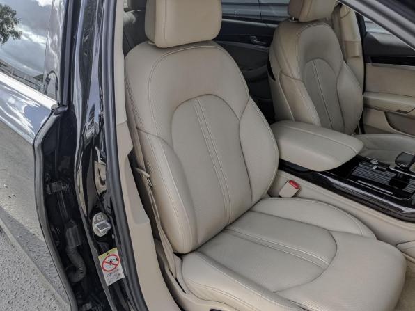 Audi A8 III (D4) Рестайлинг с пробегом 2014 года, цена 2 445 000 рублей, 190078 км, седан, Автокод Объявления