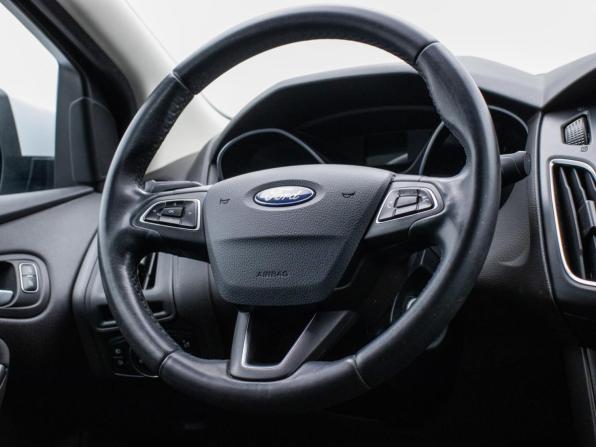 Ford Focus III Рестайлинг с пробегом 2017 года, цена 1 206 000 рублей, 90606 км, седан, Автокод Объявления