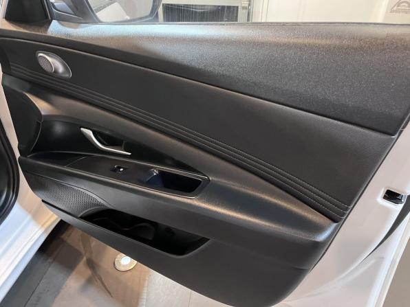 Hyundai Elantra VII (CN7) с пробегом 2020 года, цена 2 127 000 рублей, 97030 км, седан, Автокод Объявления