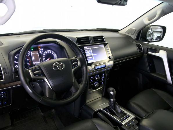 Toyota Land Cruiser Prado 150 Series Рестайлинг 3 с пробегом 2021 года, цена 5 990 000 рублей, 138000 км, внедорожник, Автокод Объявления