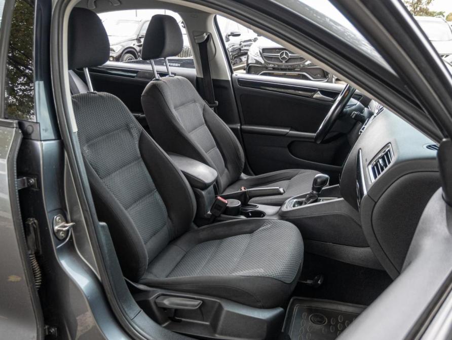 Volkswagen Jetta VI Рестайлинг Краснодар  - изображение 8