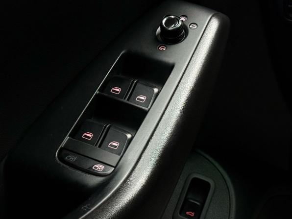 Audi Q5 I (8R) с пробегом 2011 года, цена 1 529 000 рублей, 181409 км, внедорожник, Автокод Объявления