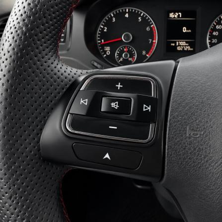 Volkswagen Jetta VI с пробегом 2013 года, цена 913 000 рублей, 182522 км, седан, Автокод Объявления