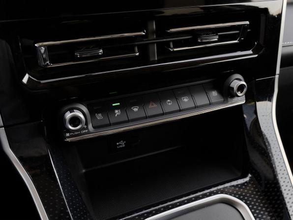 Haval M6 II с пробегом 2023 года, цена 1 908 000 рублей, 12359 км, внедорожник, Автокод Объявления