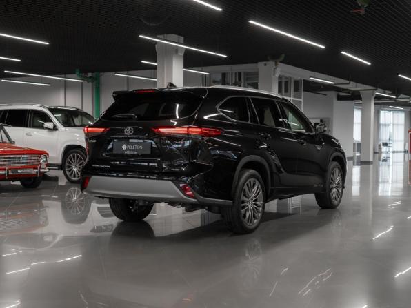 Toyota Highlander IV (XU70) с пробегом 2026 года, цена 5 325 000 рублей, 21 км, внедорожник, Автокод Объявления