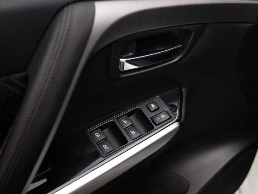 Mitsubishi Montero Sport III Рестайлинг Санкт-Петербург  - изображение 23