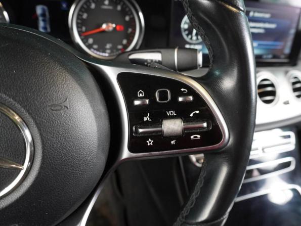 Mercedes-Benz E-Класс V (W213 S213 C238) с пробегом 2018 года, цена 2 489 000 рублей, 158715 км, седан, Автокод Объявления