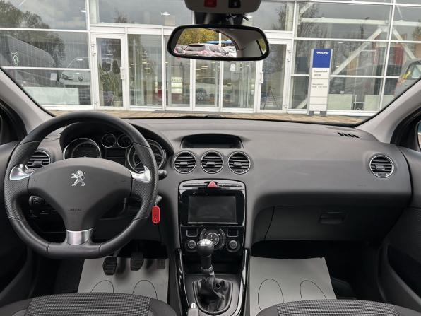 Peugeot 408 I Рестайлинг с пробегом 2019 года, цена 1 100 000 рублей, 117270 км, седан, Автокод Объявления