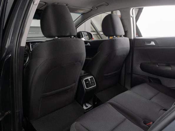 Kia Sportage IV Рестайлинг с пробегом 2019 года, цена 2 399 000 рублей, 74351 км, внедорожник, Автокод Объявления