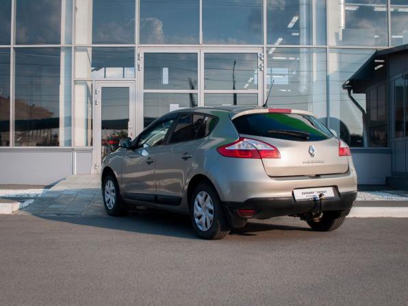Renault Megane III Рестайлинг 2 с пробегом 2014 года, цена 700 000 рублей, 134227 км, хэтчбек, Автокод Объявления