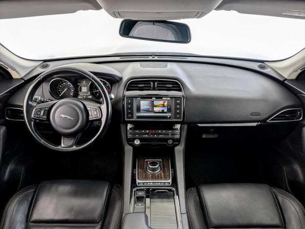 Jaguar F-Pace I с пробегом 2016 года, цена 2 295 000 рублей, 128810 км, внедорожник, Автокод Объявления